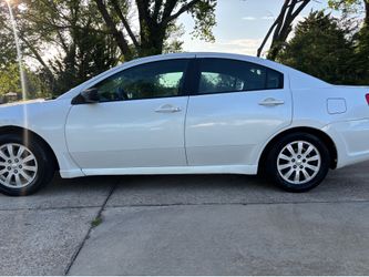 MITSUBISHI GALANT  SPORT 2012