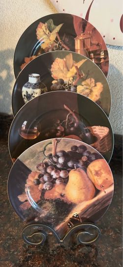 Set of 4 Plates!