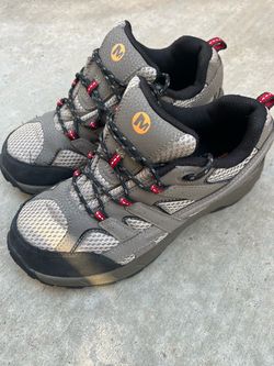 Merrell Hiking Shoes 5.5 Boys or Women’s