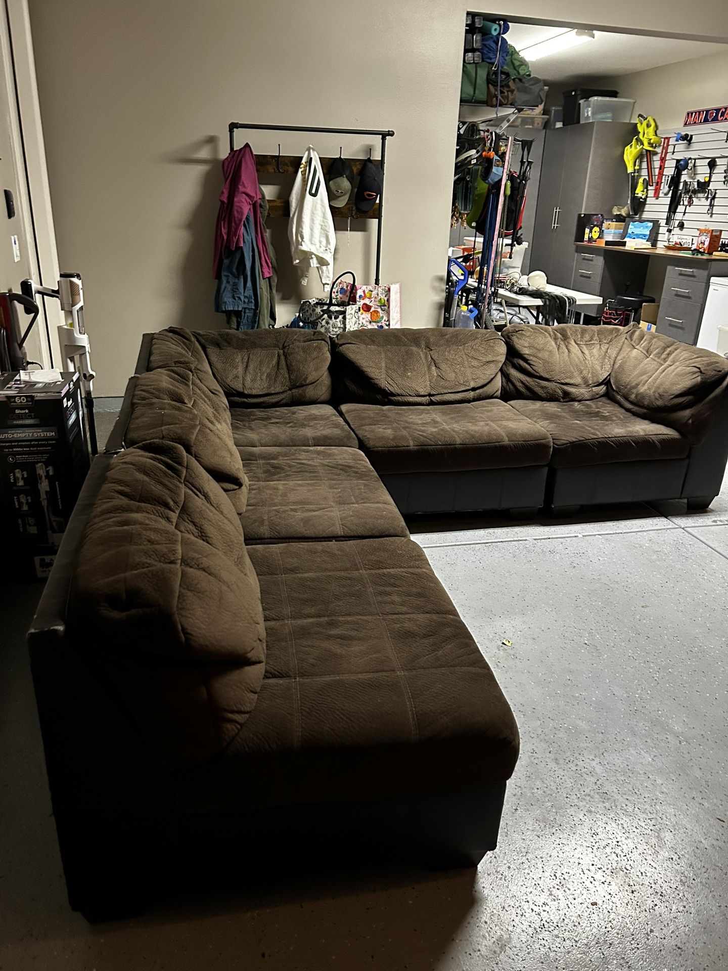 Couch (5 Piece Sectional)