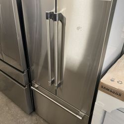 Thermador Counter Depth French Door Fridge 