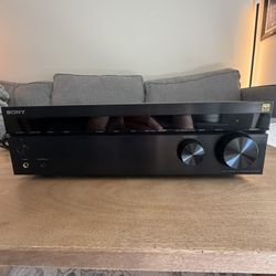 Yamaha Receiver STR-DH590