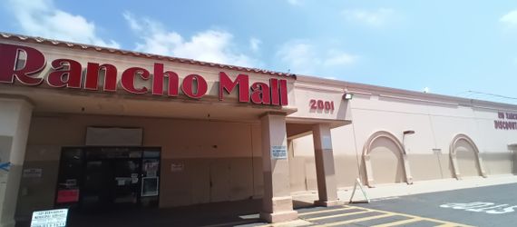 PRO CLUB. RIO RANCHO INDOOR MALL IN POMONA CA. COME SUPPORT RAZA !