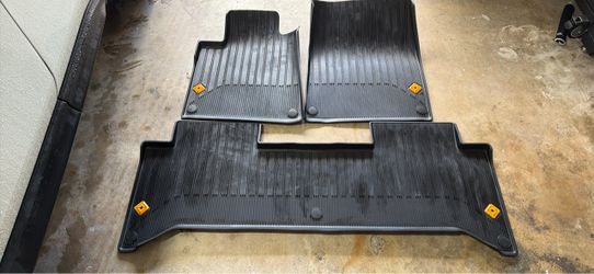 Rivian R1T Floor Mats
