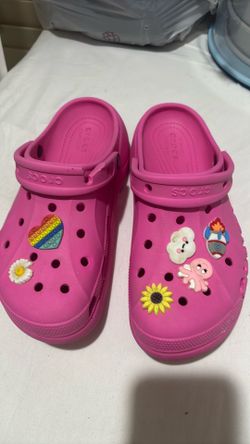 Platform women crocs size 8