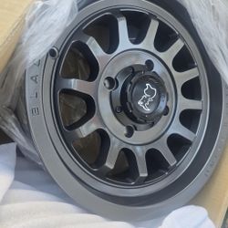 4 new wheels 15x7 4x137 $800