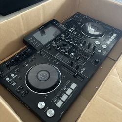 Pioneer XDJ-RX Digital DJ Controller
