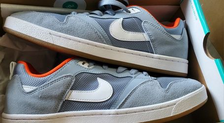 Nike SB Alleyoop