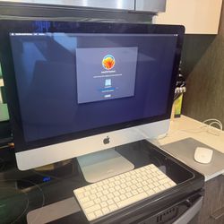 Apple iMac 21.5” Retina 4K (2017) – Quad-Core i5 / 8GB / 1TB / Radeon Pro 560 + Apple Keyboard & Mouse 