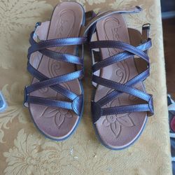 B.O.C. Sandals - Size 10 -Like New