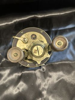 Pflueger Williams Rare Vintage Fishing Reels (2)