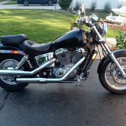 2002 Honda Shadow 1100 Motorcycle