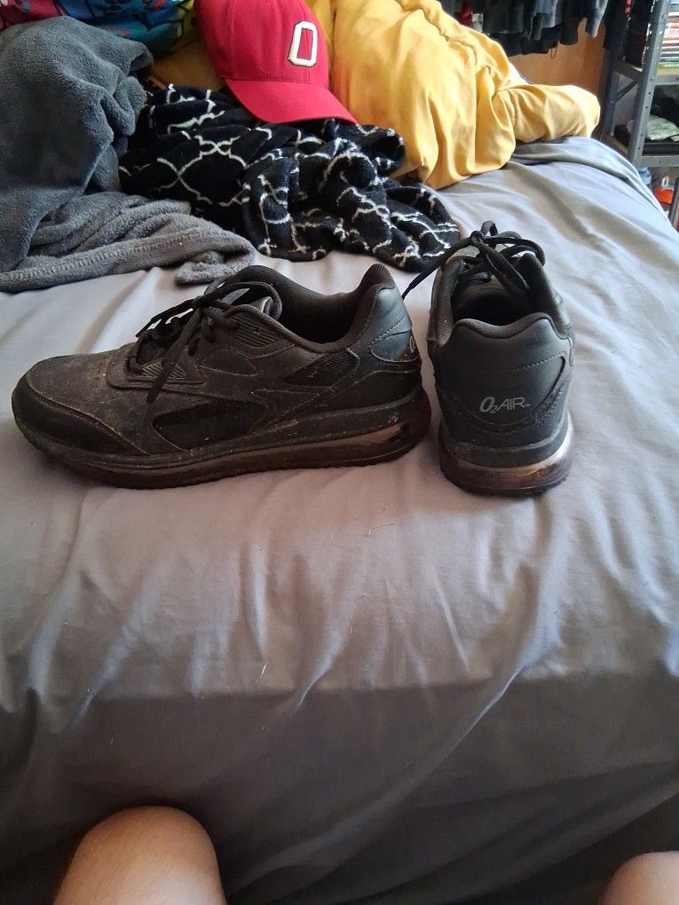 Non Slick Black Workshoes
