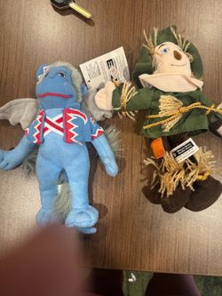 Warner Bros Wizard of Oz Scarecrow Plush and Dragon Plush Set