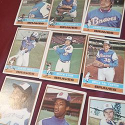 1976 Topps Braves Baseball Trading Collector Cards