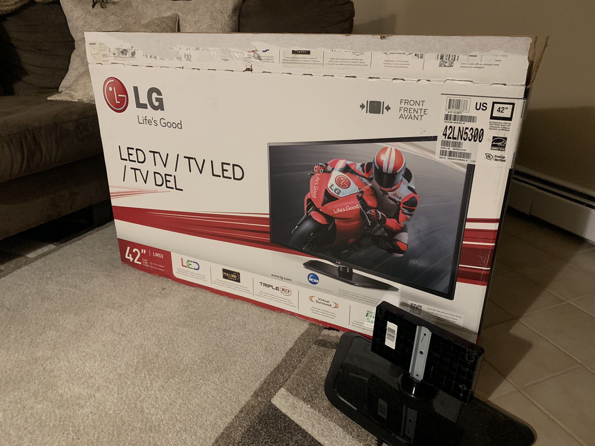LG 42” LED TV