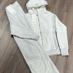 Lululemon Scuba Set