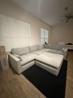 Modern oversized sectional couch