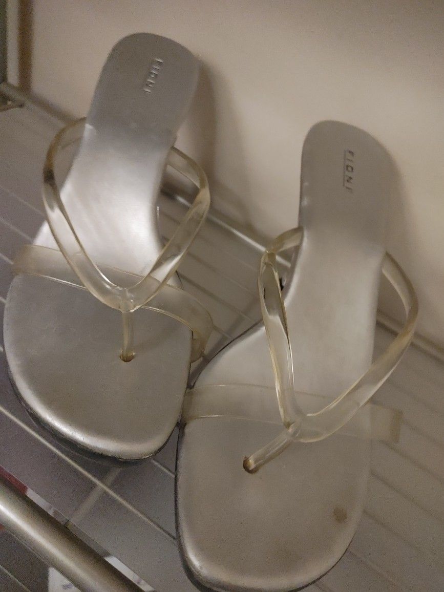FIONI LED heels