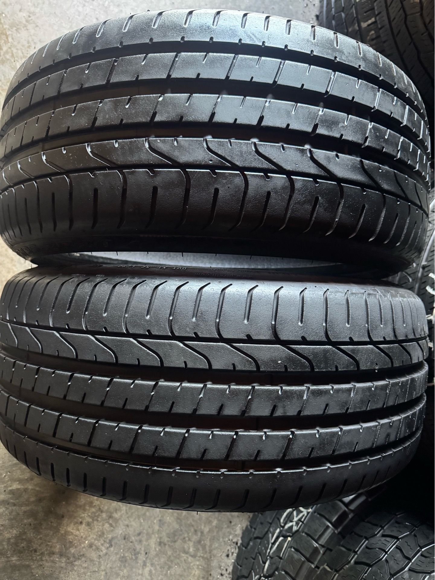 Pair of 245 35 20 Pirelli p zero tires