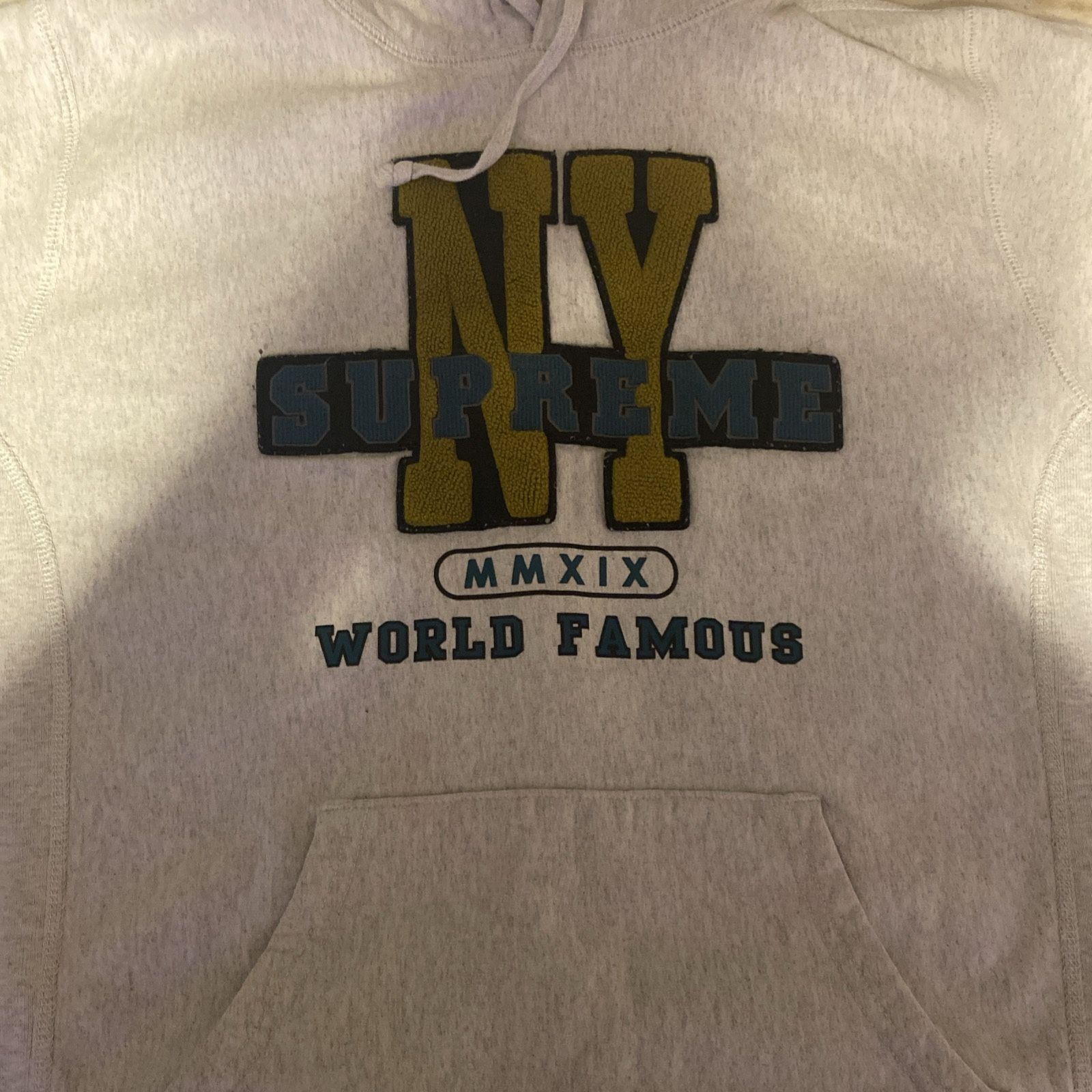 NY Supream Hoodie Size Medium