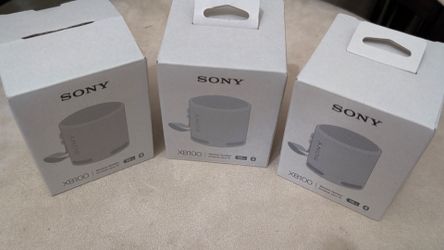Brand New Sony XB100 Wireless Speaker - Light Grey