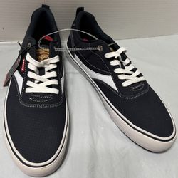 Levi’s Navy Blue Casual Sneakers White Stripe Lace Up 