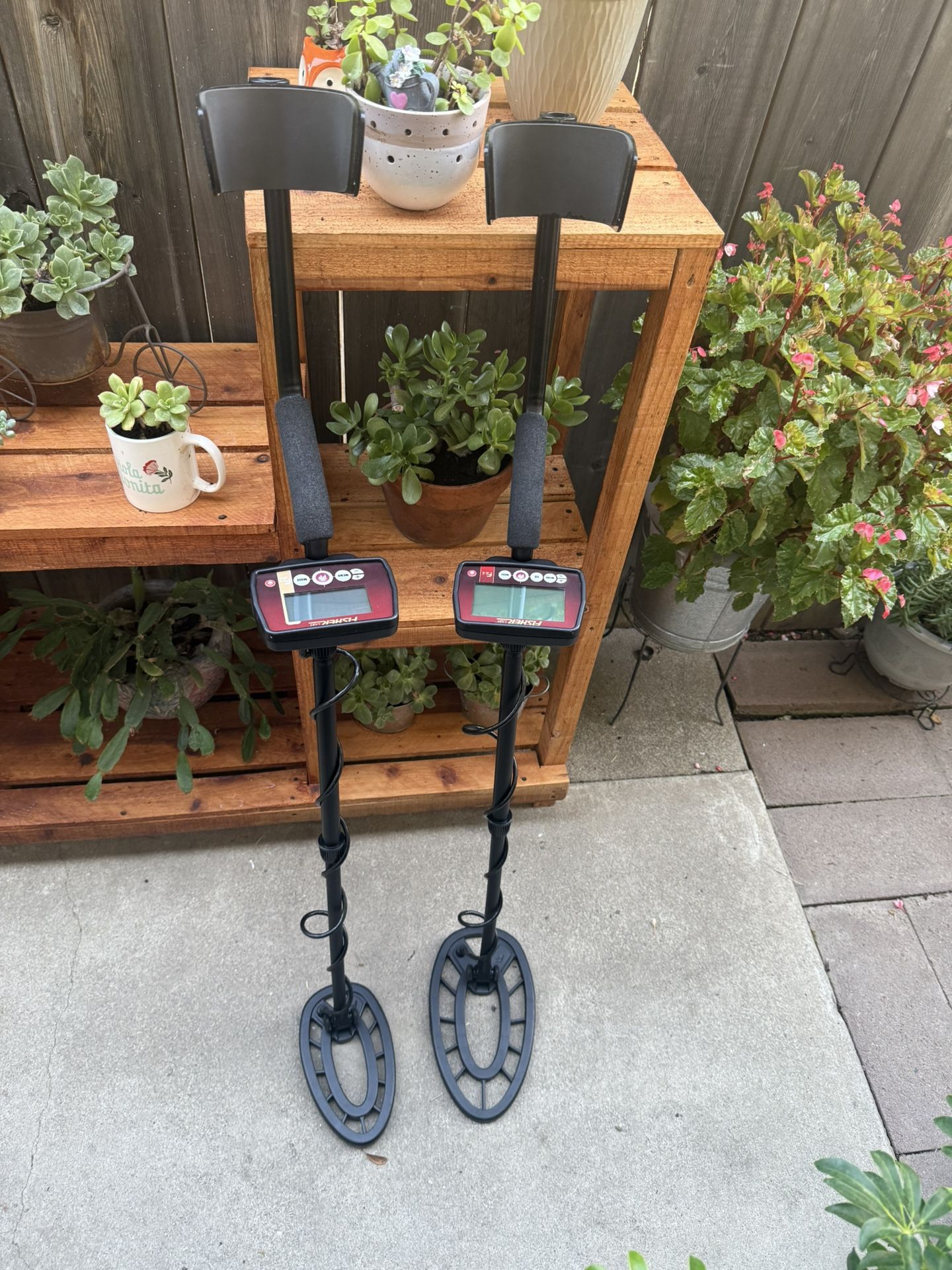 Metal Detector’s FSHER F22 AND FISHERF44 