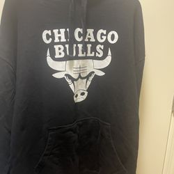 Chicago Bulls Black Sweater 
