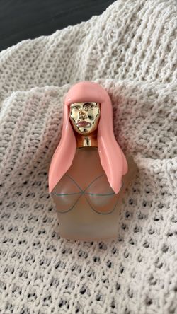 Nicki Minaj pink Friday
