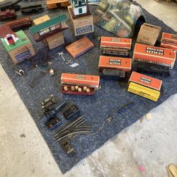Lot Of Lionel Trains