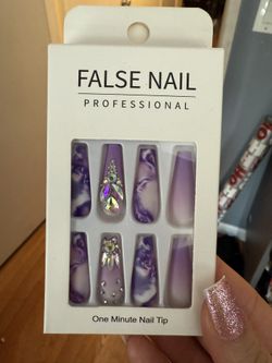 Press On Nails 