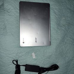 Iam selling Acer R13 CB5-312T N16Q10 ChromeBook 13.3" Touchscreen FHD 4GB 64GB SSD ChromeOS works great 