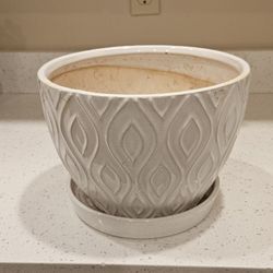 CERAMIC. GARDEN. POT