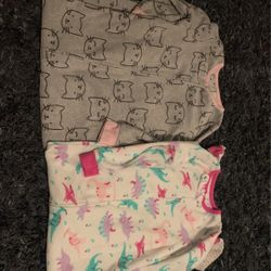 Mamelucos para niña talla 4.