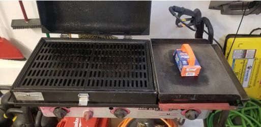 CAMP CHEF PORTABLE BIG GAS GRILL III OUTDOOR BBQ BOX 3 PROPANE BURNER STOVE for Sale in Mesa AZ OfferUp