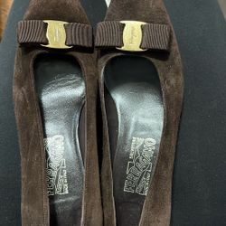 Vintage Ferragamo Size 9 Us