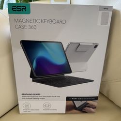 ESR White Magnetic Keyboard Case For iPad Pro 12.9 (6th/5th/4th/3rd Gen)