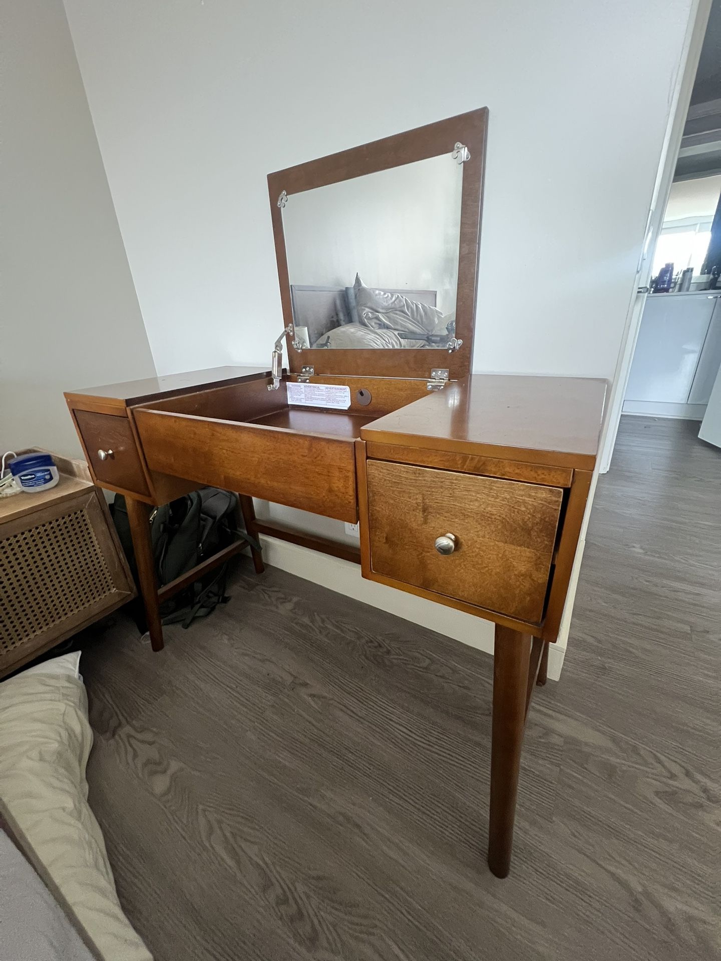 Makeup Vanity Desk With Stool