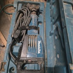Makita 35lbs Jackhammer