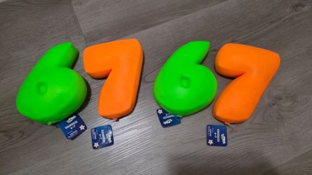 Squeeeze Number Foam Toys 6 & 7