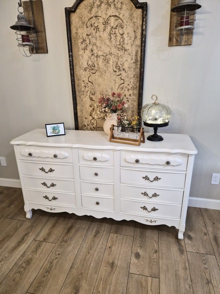 French Provincial Dresser