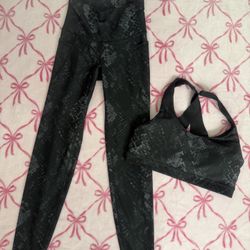 Old navy workout set 