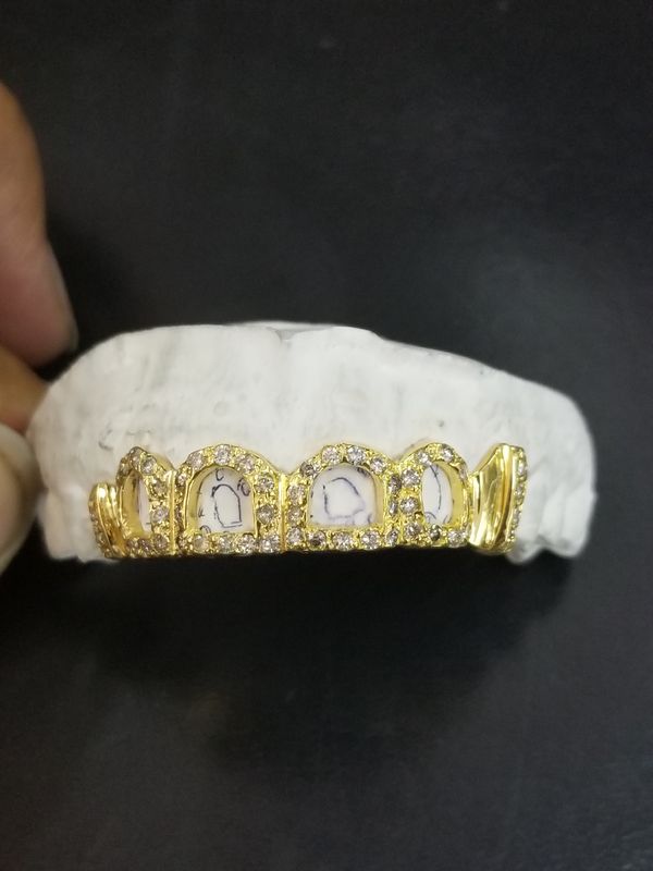 8k 10k 14k 18k Gold Teeth Grillz Permanent Also Available For 8k 10k 14k 18k Gold Teeth Grillz Permanent Also Available For In Arlington Tx Offerup