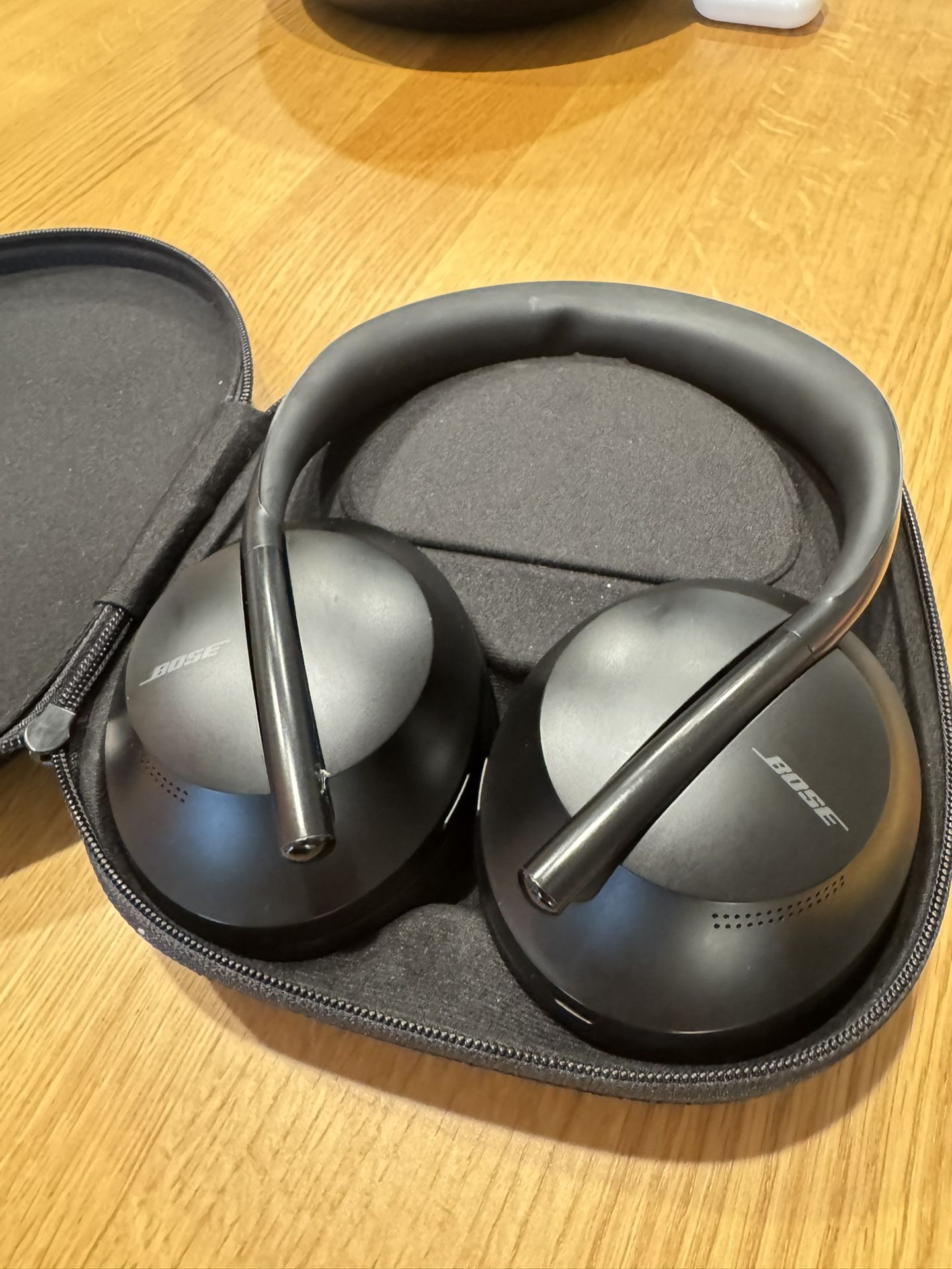 Bose 700 Headphone