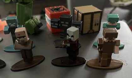 Minecraft Figures