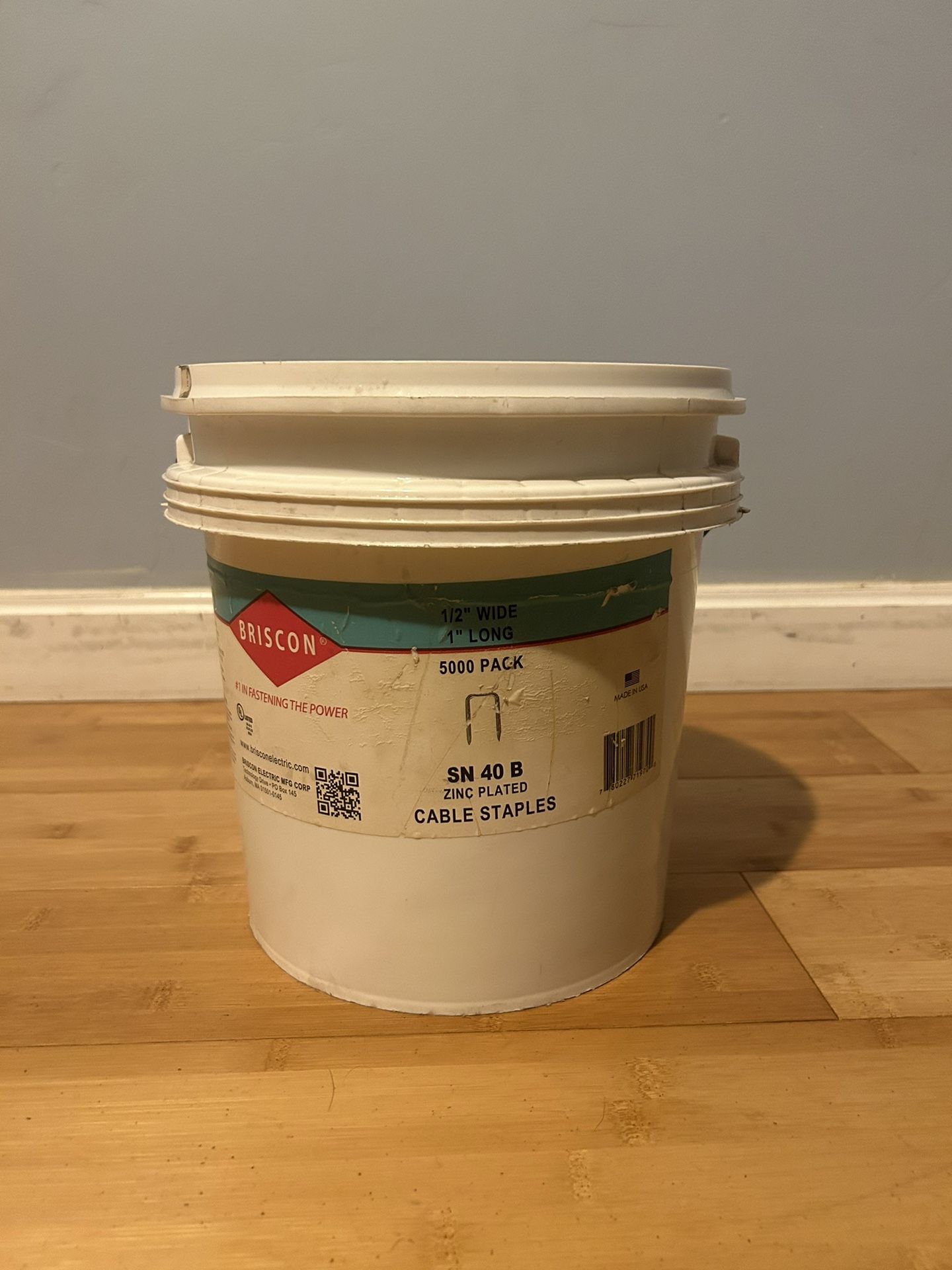 Briscon staples