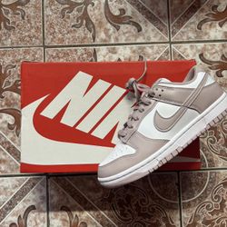 Nike Dunk Low Pink Fuscia Woman Size 7 New With Replacement Box