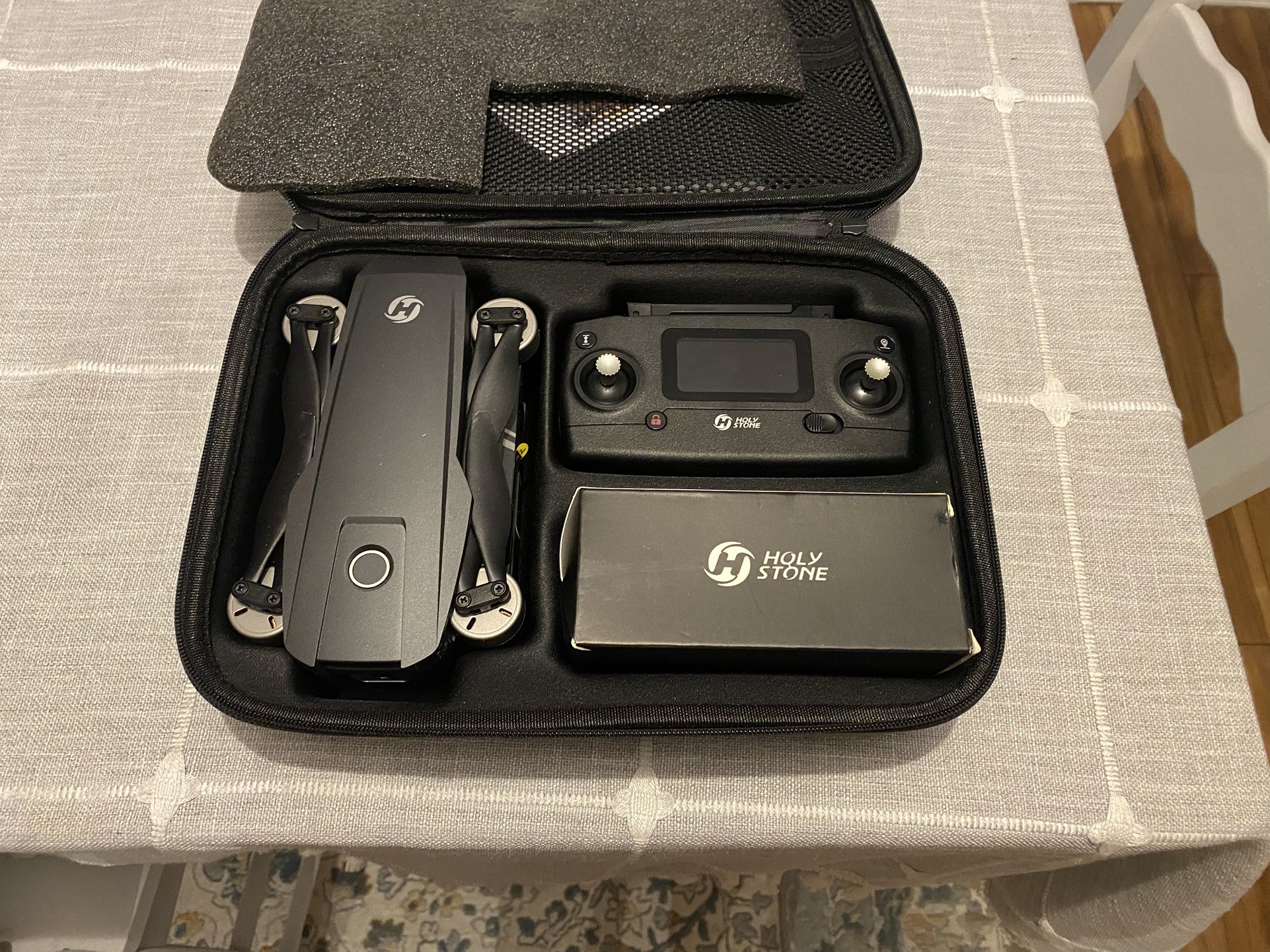 Holy Stone HS720 4K Drone – Excellent Condition
