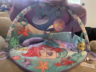 Bright Starts The Little Mermaid Twinkle Trove Light and Music Activity Gym